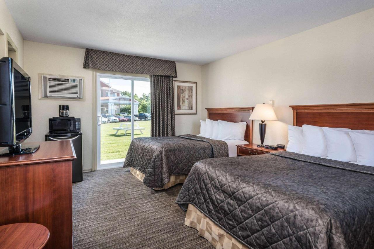 Travelodge By Wyndham Gananoque Exteriér fotografie